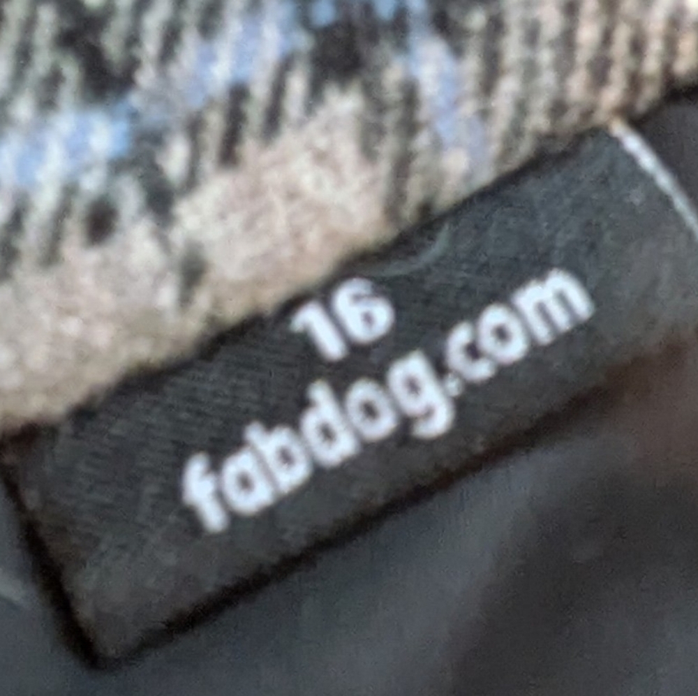 Fabdog Barn Coat Dog Jacket - Picture 3 of 7